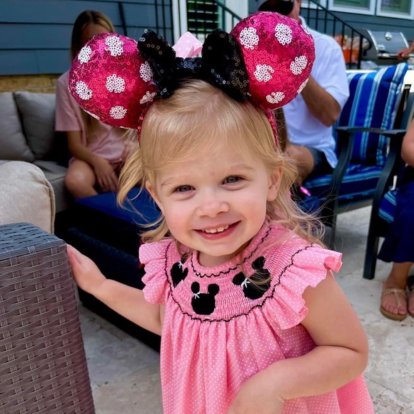 Hi, I'm Dana, or Dee Dee, as my Grands call me. - Picture 13 of 15